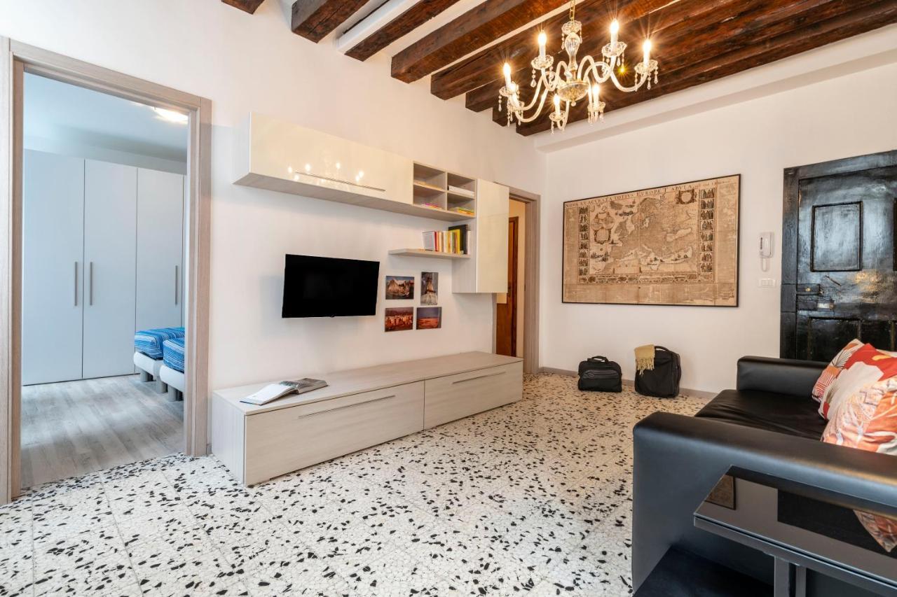 Ponte Squero Flat M0270423226 Venezia